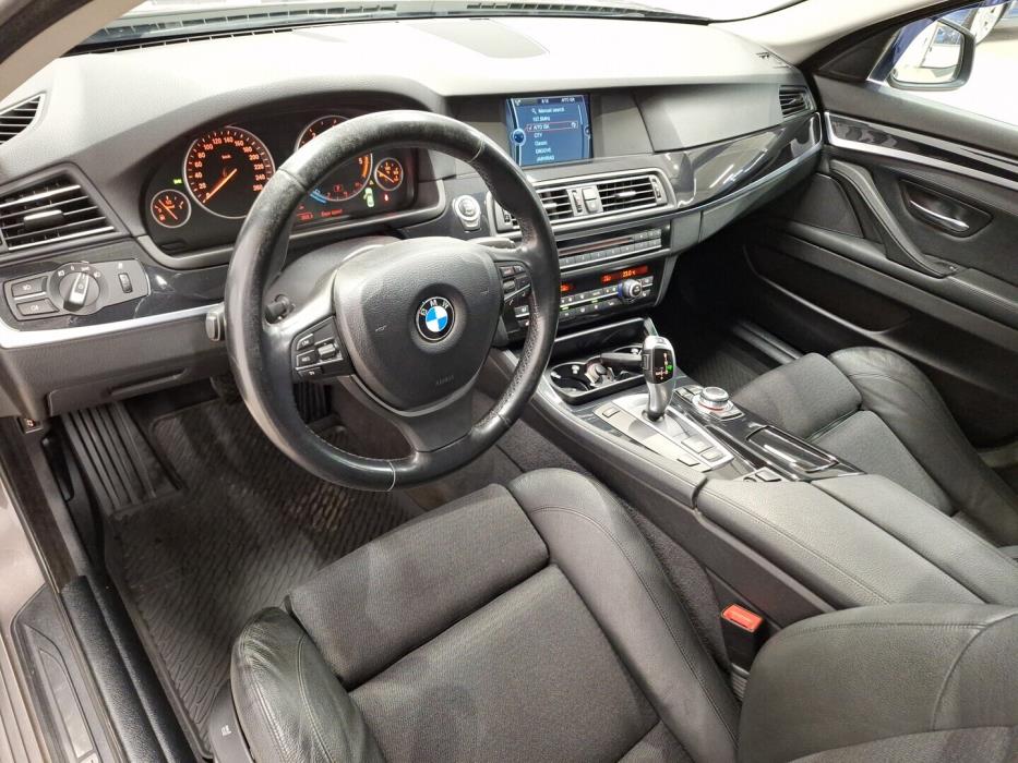 BMW 520 2011