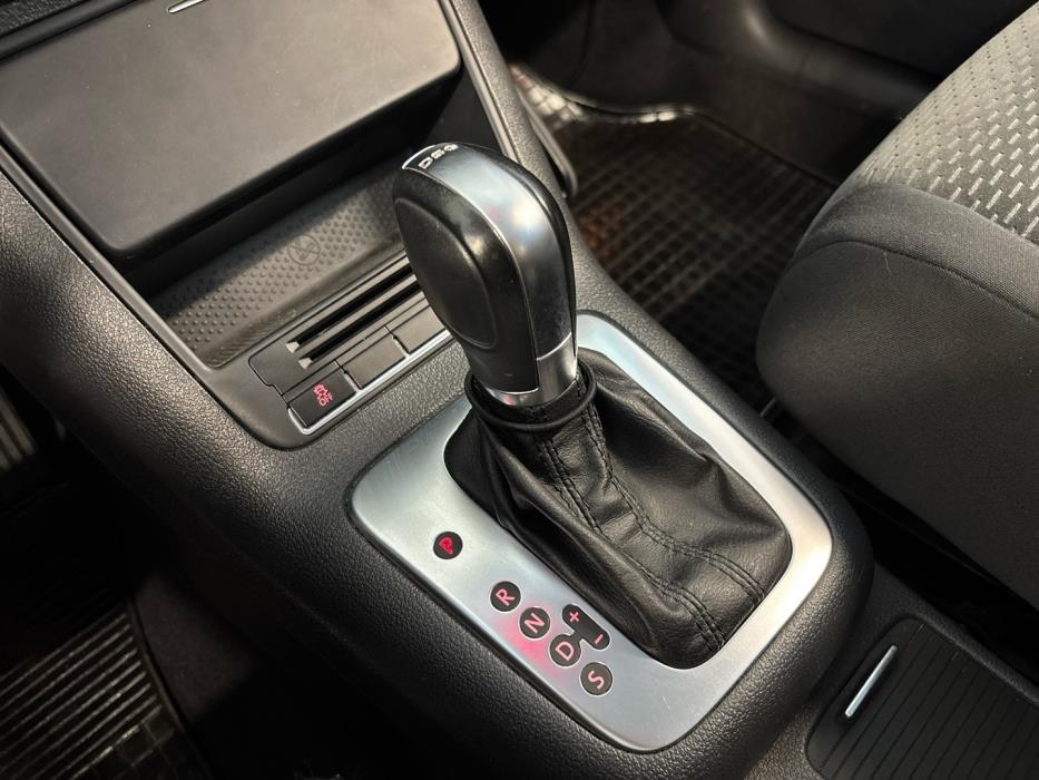 VOLKSWAGEN Golf Plus 2013