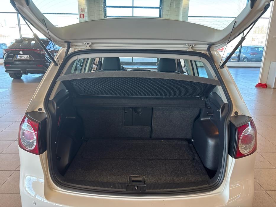 VOLKSWAGEN Golf Plus 2013