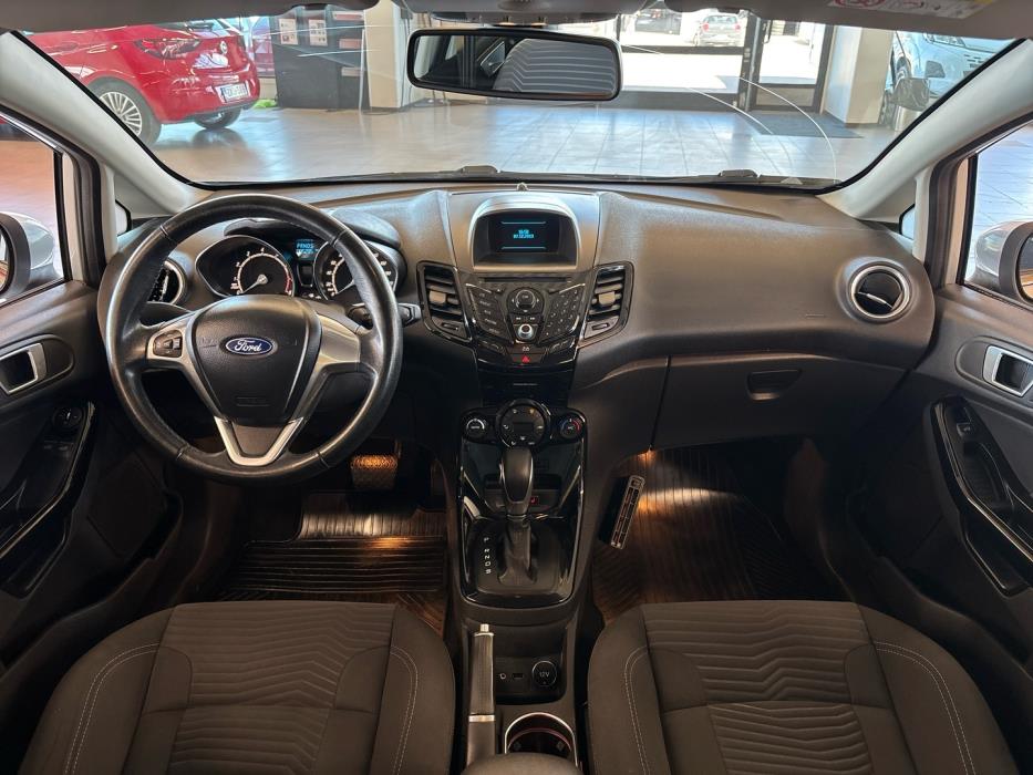 FORD Fiesta 2013