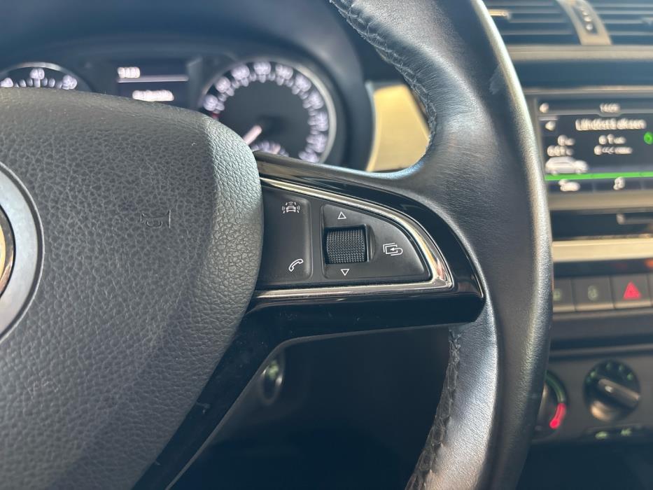 SKODA Fabia 2015