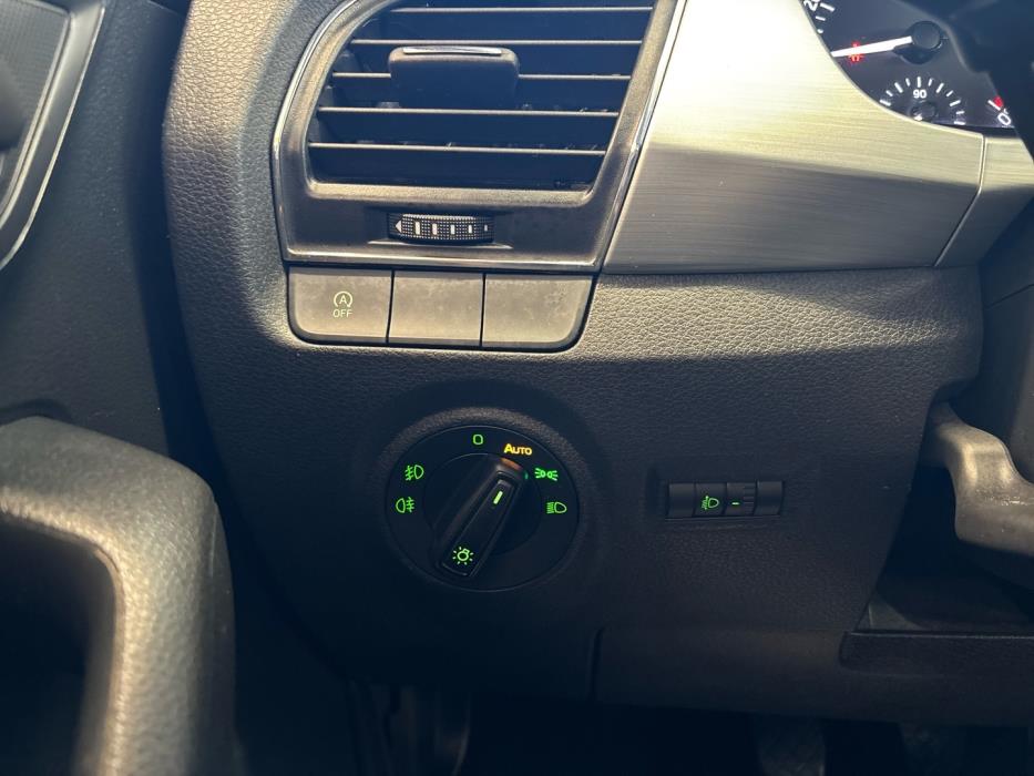 SKODA Fabia 2015