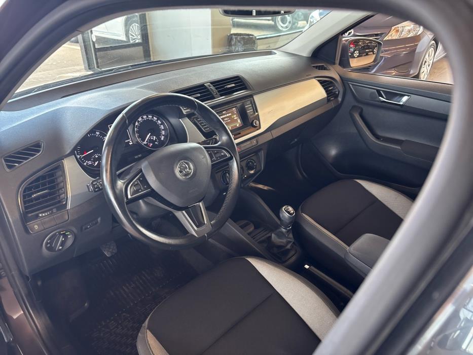 SKODA Fabia 2015