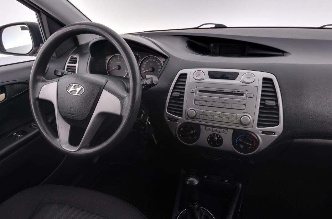 HYUNDAI i20 2011