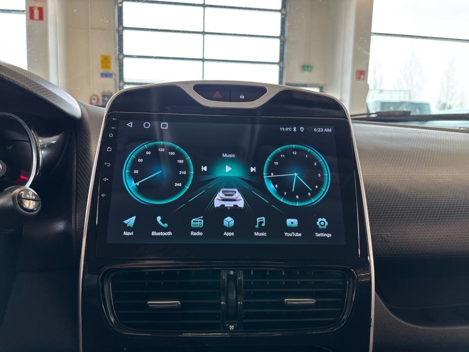RENAULT Clio 2017