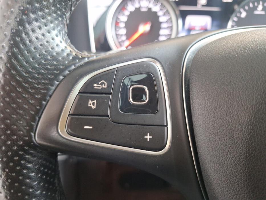 MERCEDES-BENZ E 2017