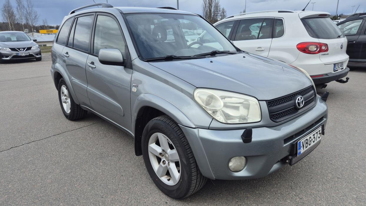 TOYOTA RAV4 2004
