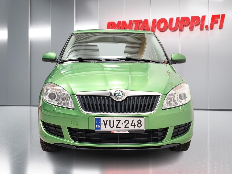 SKODA Fabia 2012