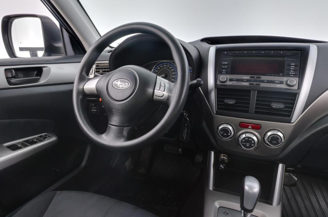 SUBARU Forester 2010