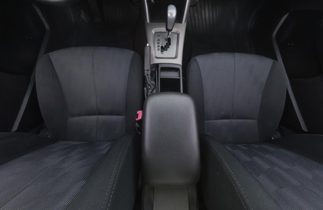 SUBARU Forester 2010