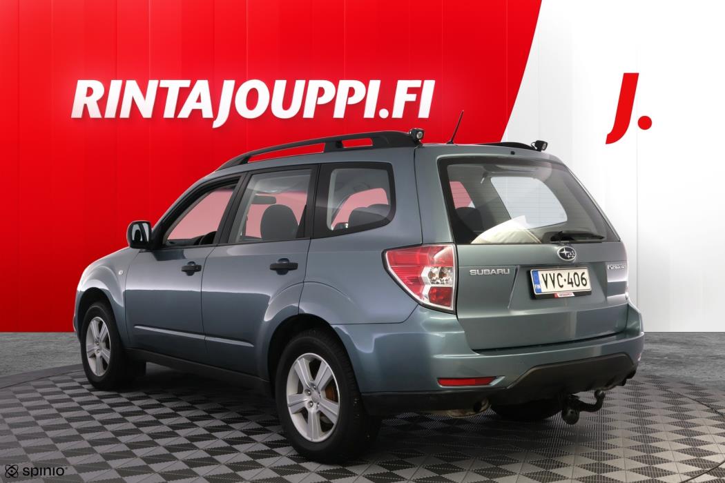 SUBARU Forester 2010