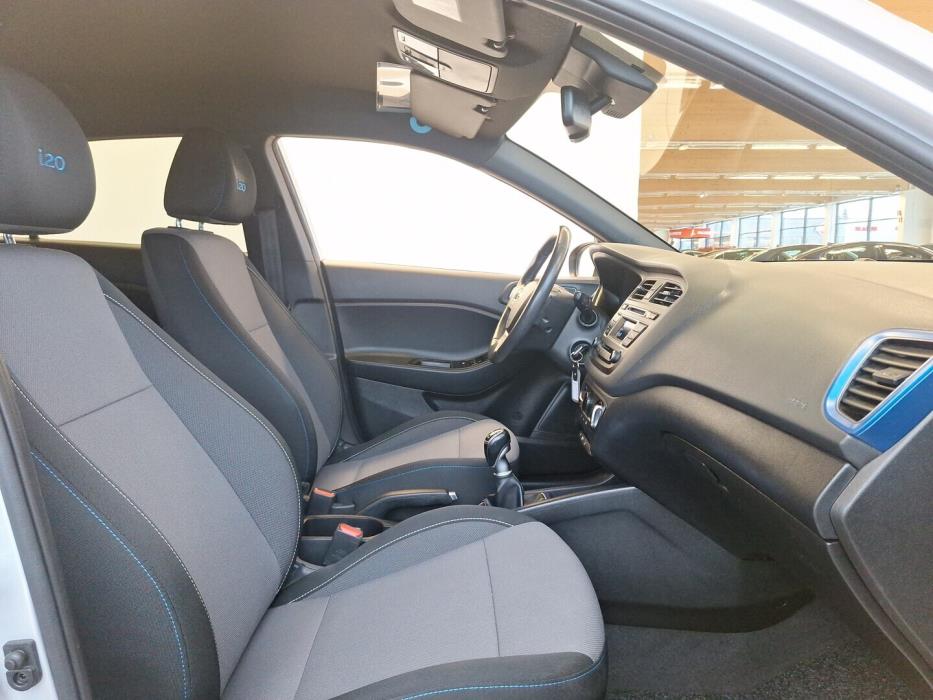 HYUNDAI i20 5d 2016