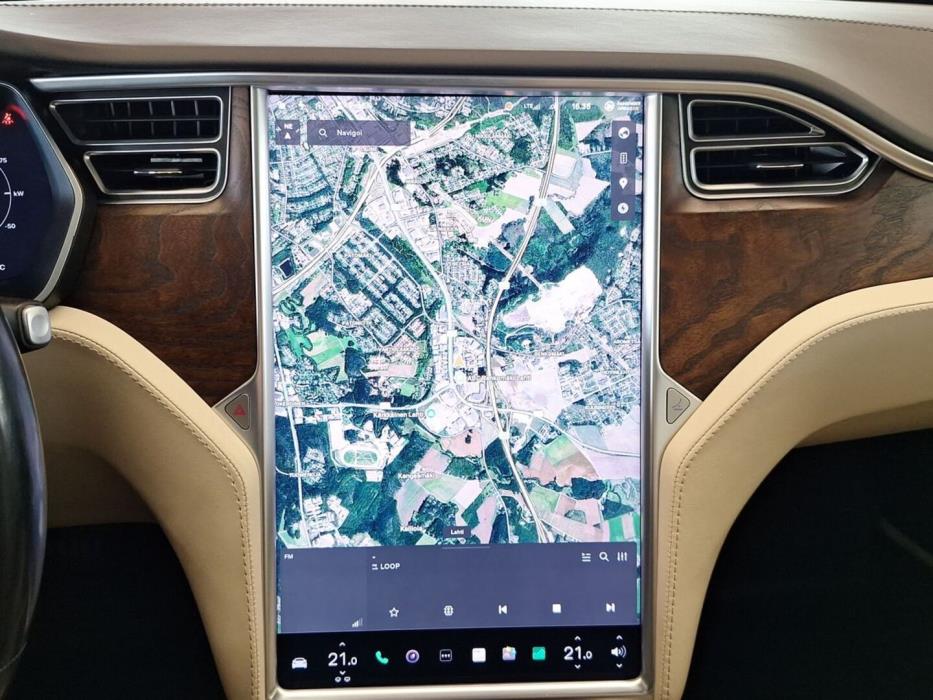 TESLA Model S 2017