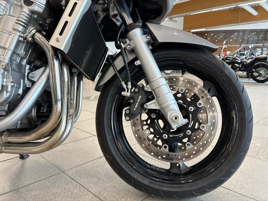 SUZUKI GSF 2008