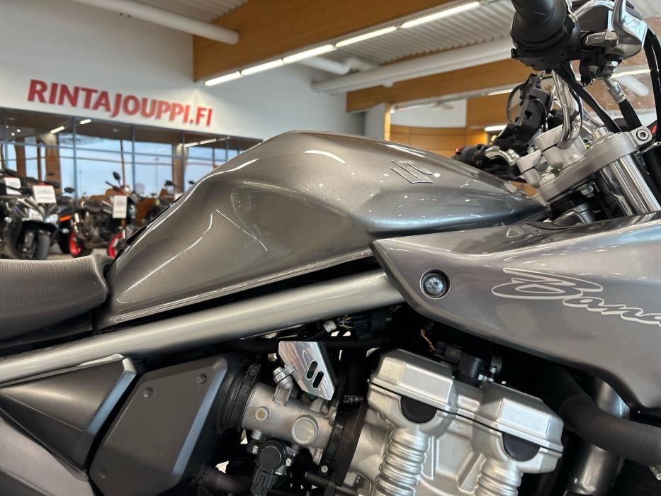 SUZUKI GSF 2008