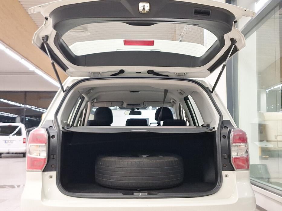 SUBARU Forester 2015