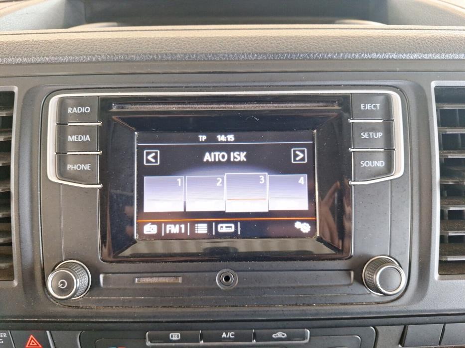 VOLKSWAGEN Transporter 2018