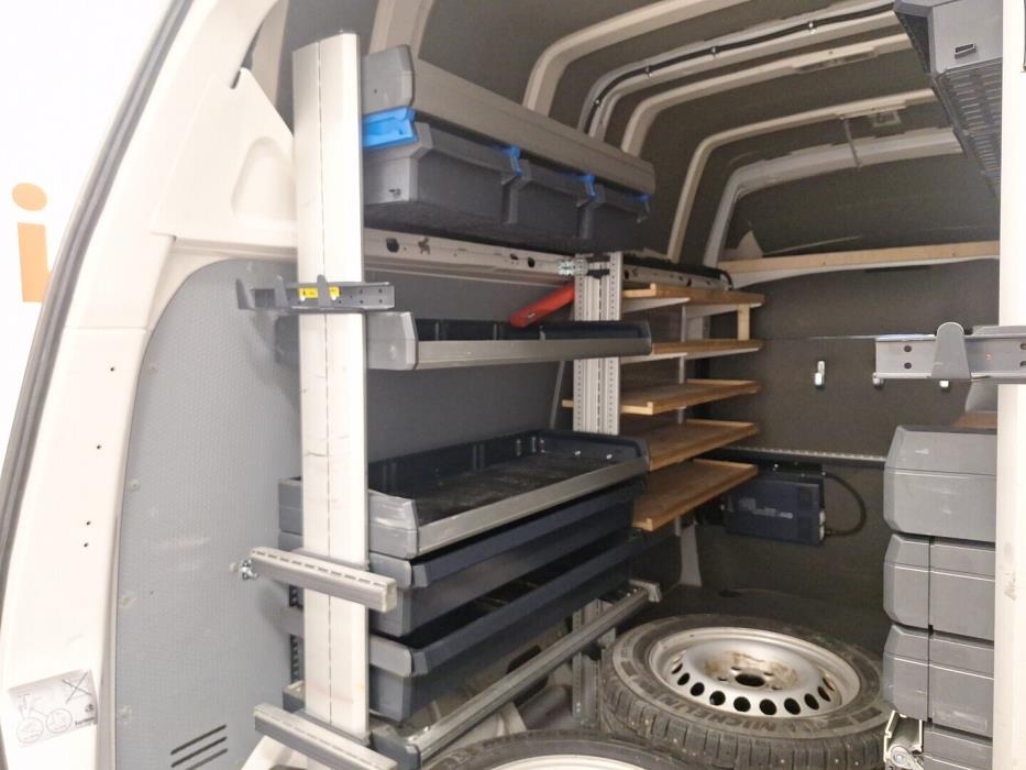 VOLKSWAGEN Transporter 2021