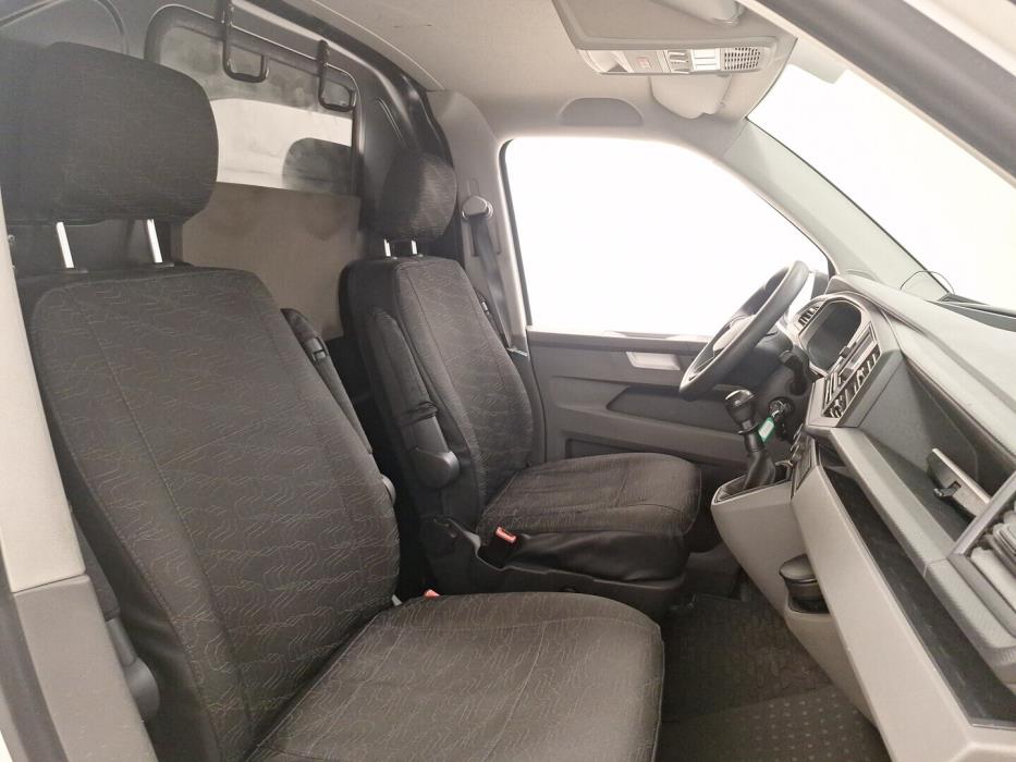 VOLKSWAGEN Transporter 2021