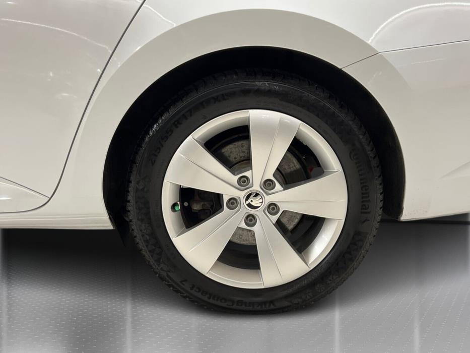 SKODA Superb 2022