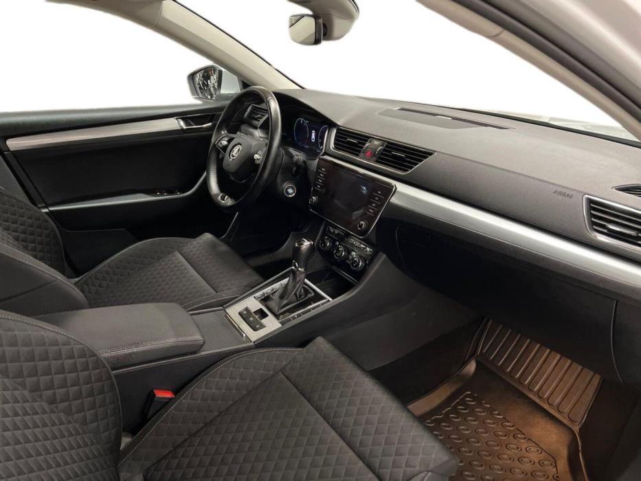 SKODA Superb 2022