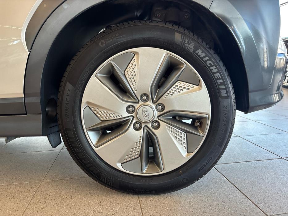 HYUNDAI KONA 2020