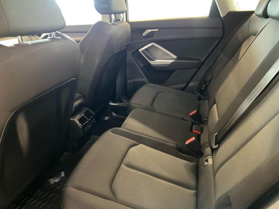 AUDI Q3 2019