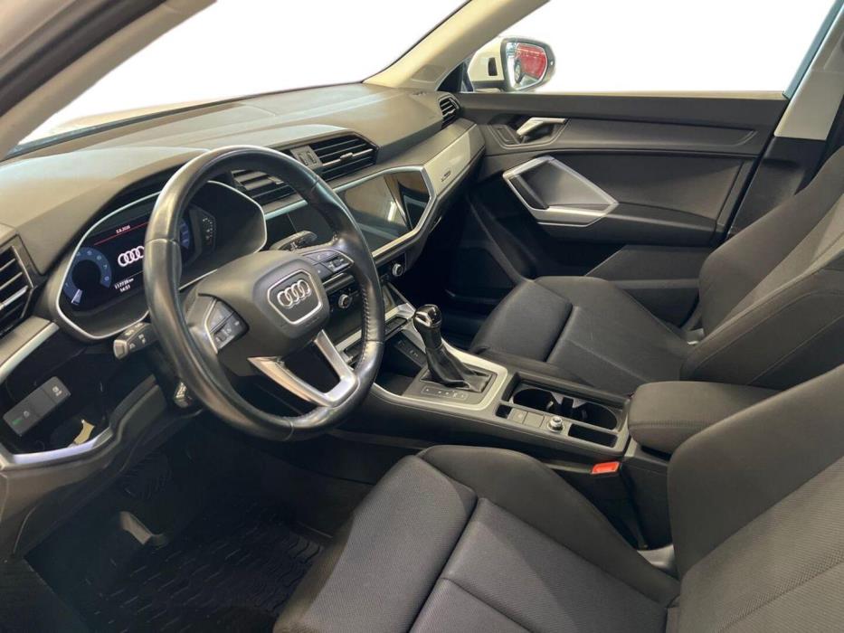 AUDI Q3 2019