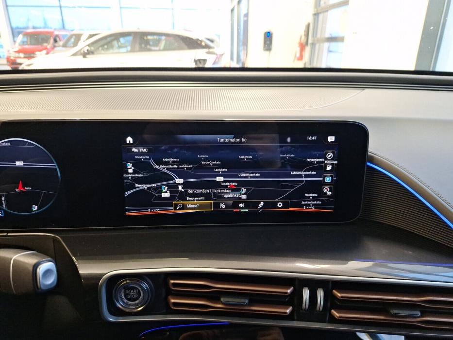 MERCEDES-BENZ EQC 2021