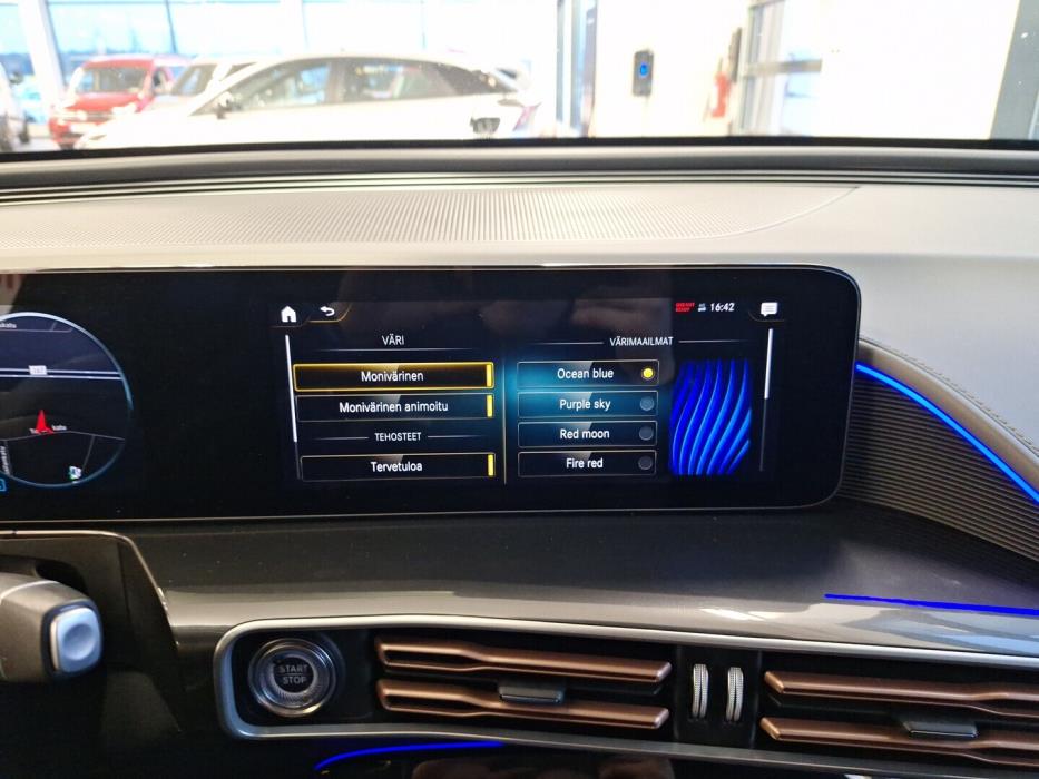 MERCEDES-BENZ EQC 2021