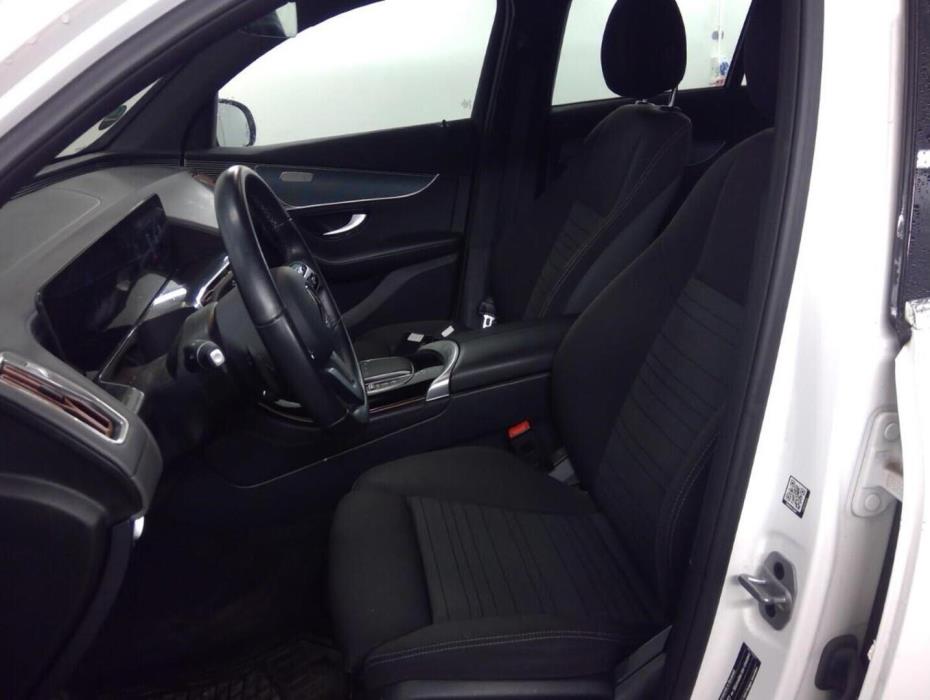 MERCEDES-BENZ EQC 2021