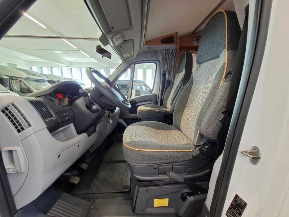 DETHLEFFS T 5841 2009