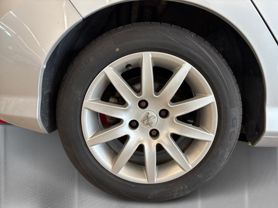 PEUGEOT 308 2010