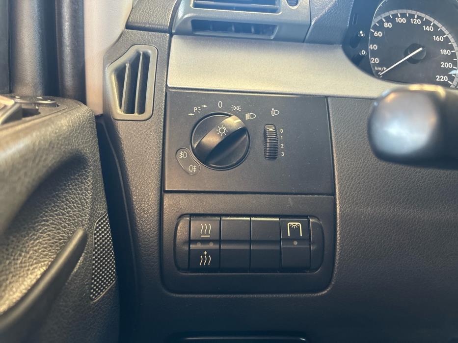 MERCEDES-BENZ Vito 2013