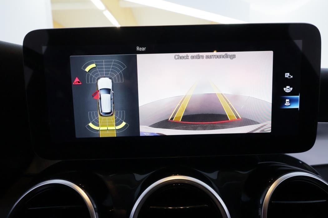 MERCEDES-BENZ GLC 2020