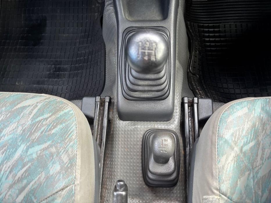 SUZUKI Jimny 2003