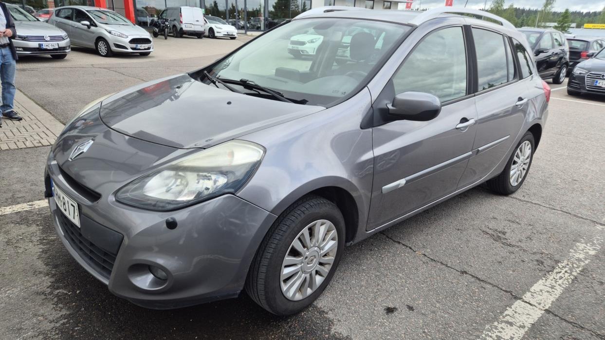 RENAULT Clio Sport Tourer 2010
