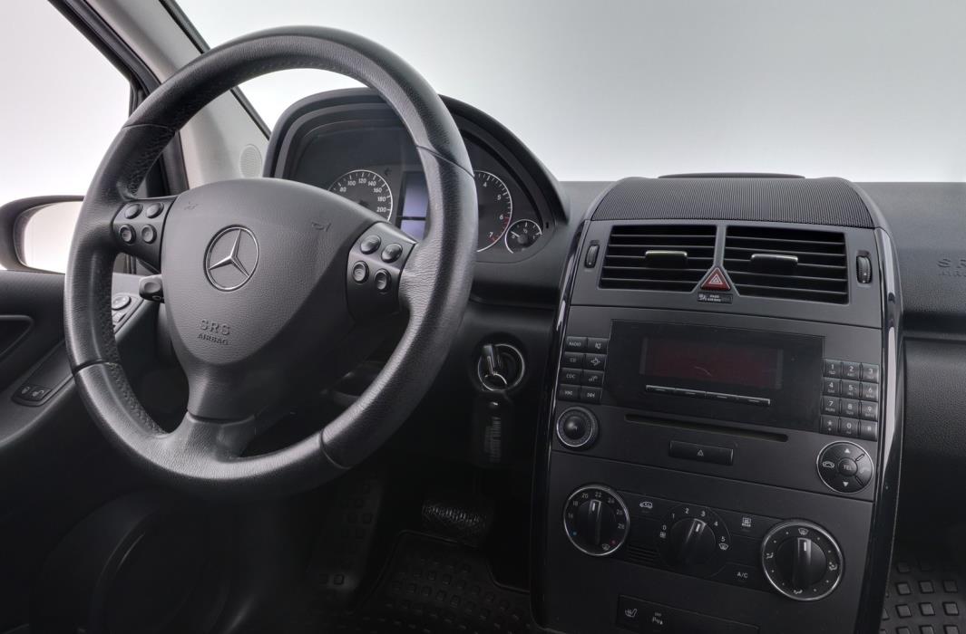 MERCEDES-BENZ A 2008
