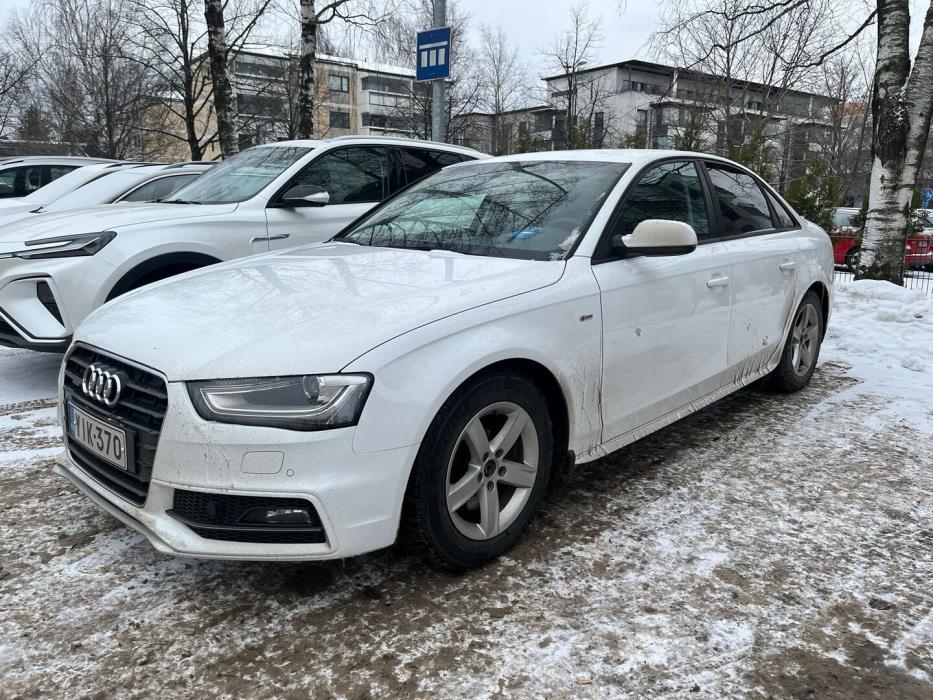 AUDI A4 2013