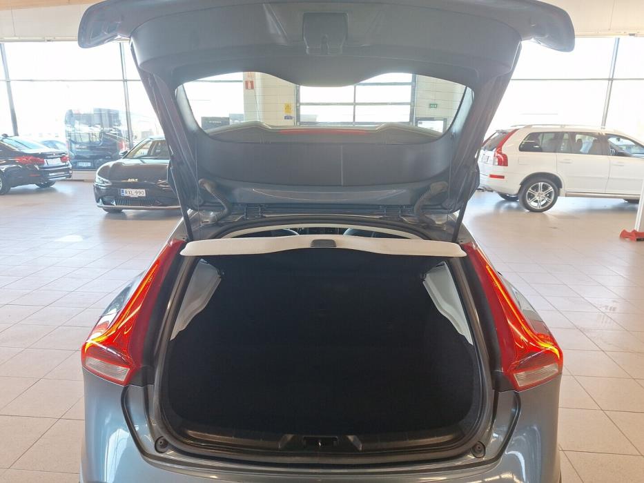 VOLVO V40 Cross Country 2014