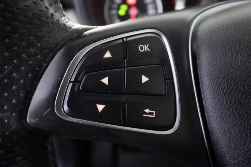 MERCEDES-BENZ B 2018