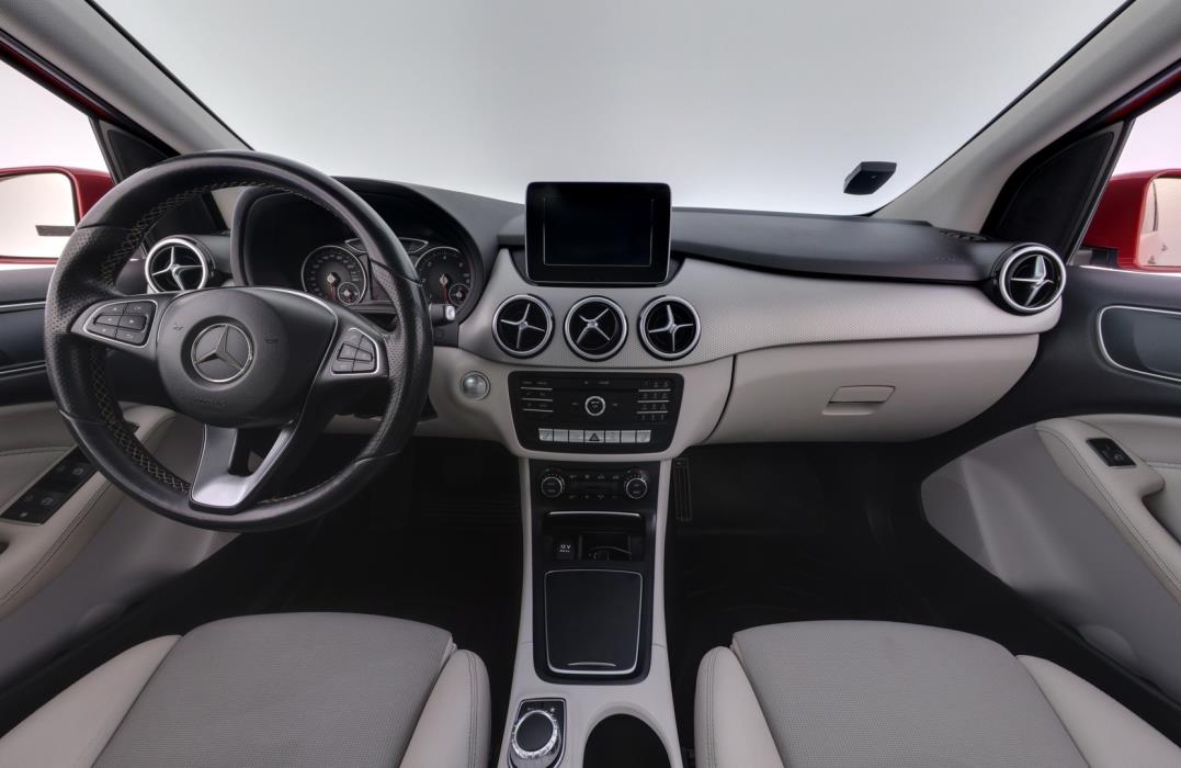 MERCEDES-BENZ B 2018
