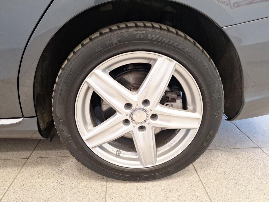 MERCEDES-BENZ C 2015