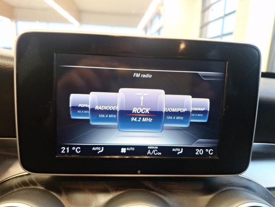 MERCEDES-BENZ C 2015