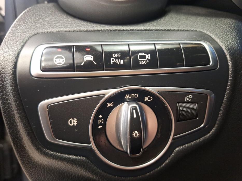 MERCEDES-BENZ C 2015