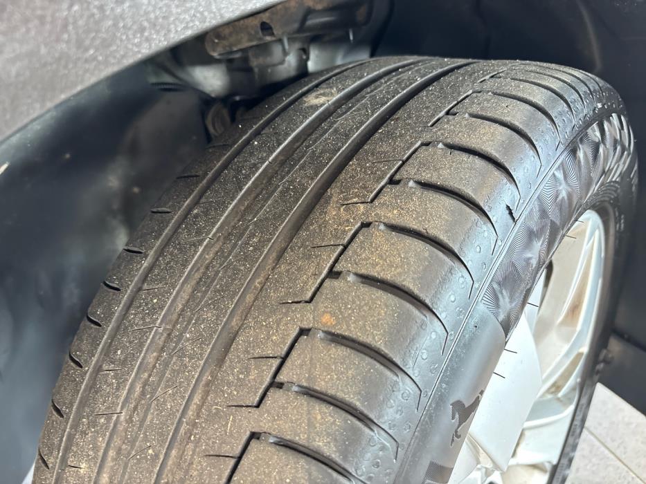 VOLVO XC40 2019