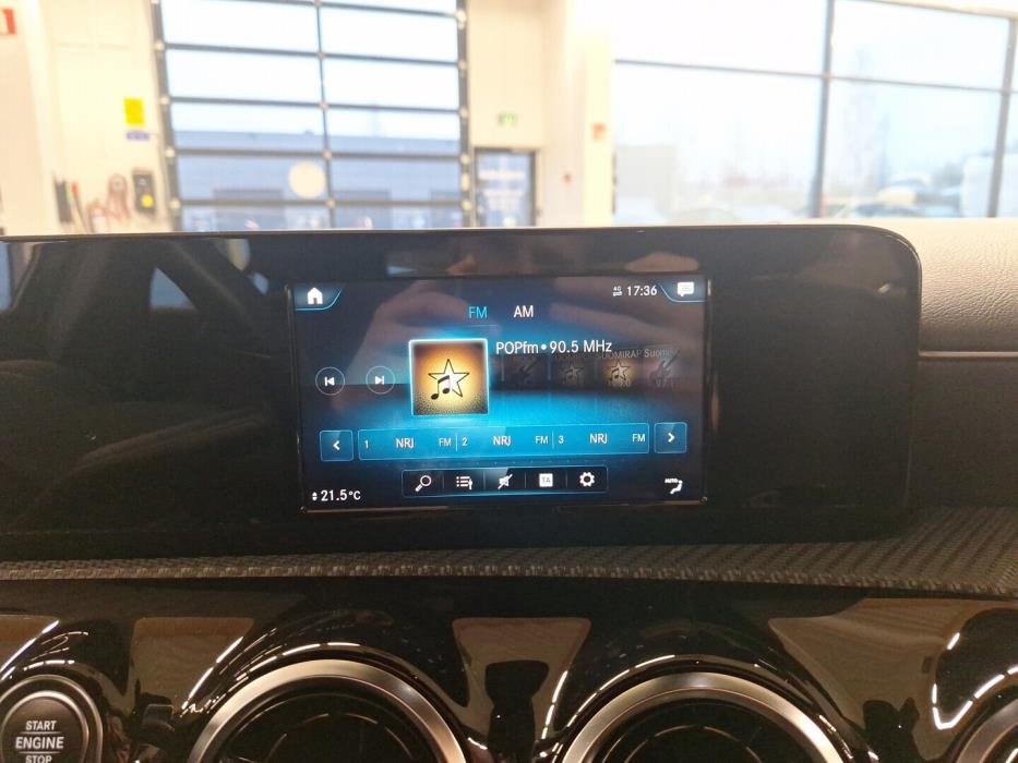 MERCEDES-BENZ A 2020