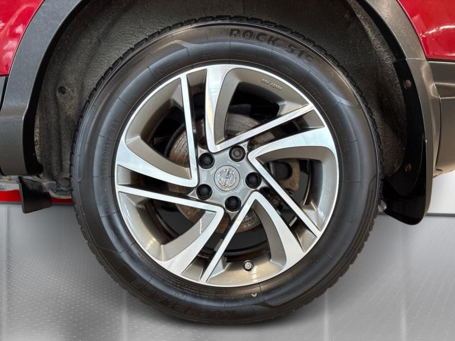 NISSAN Qashqai 2015