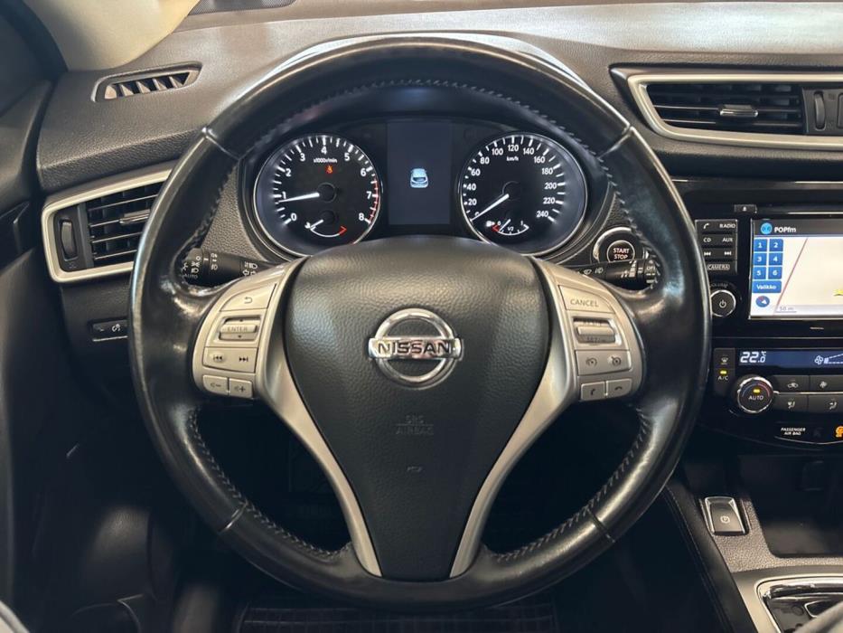 NISSAN Qashqai 2015