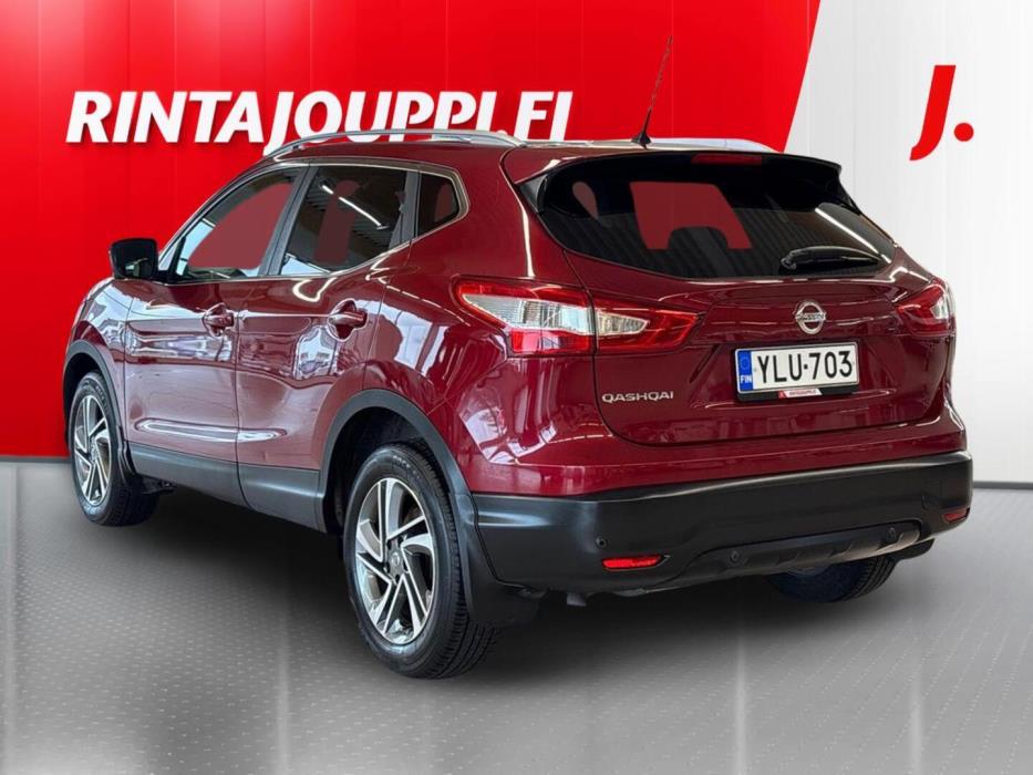 NISSAN Qashqai 2015